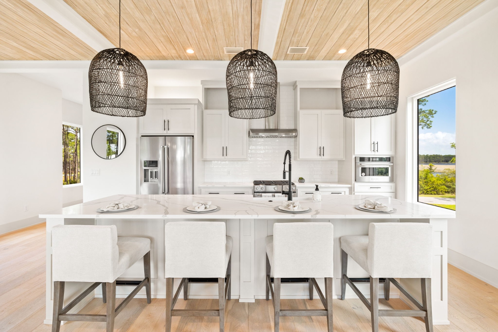 Bright coastal kitchen by Focus Construction